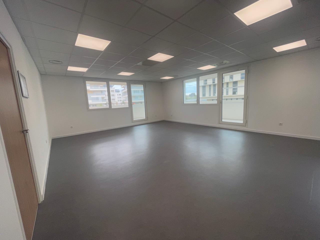Bureau Castelnau-le-Lez 1624m² Location bureau Castelnau-le-Lez Hérault OLBUR2117268 9